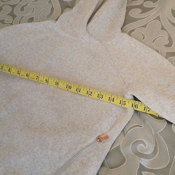 ⚜️ Girls Old Navy Active Sweater - Picture 8 of 9